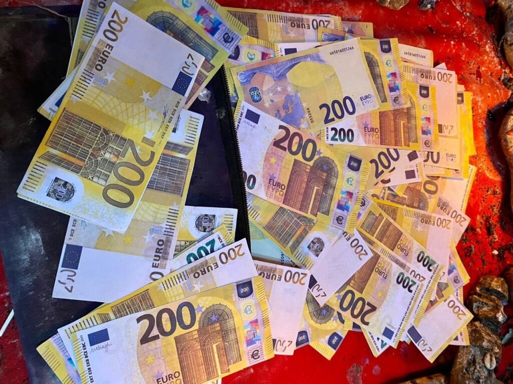 COMMENT AVOIR LE VRAI PORTEFEUILLE MAGIQUE EN EUROS